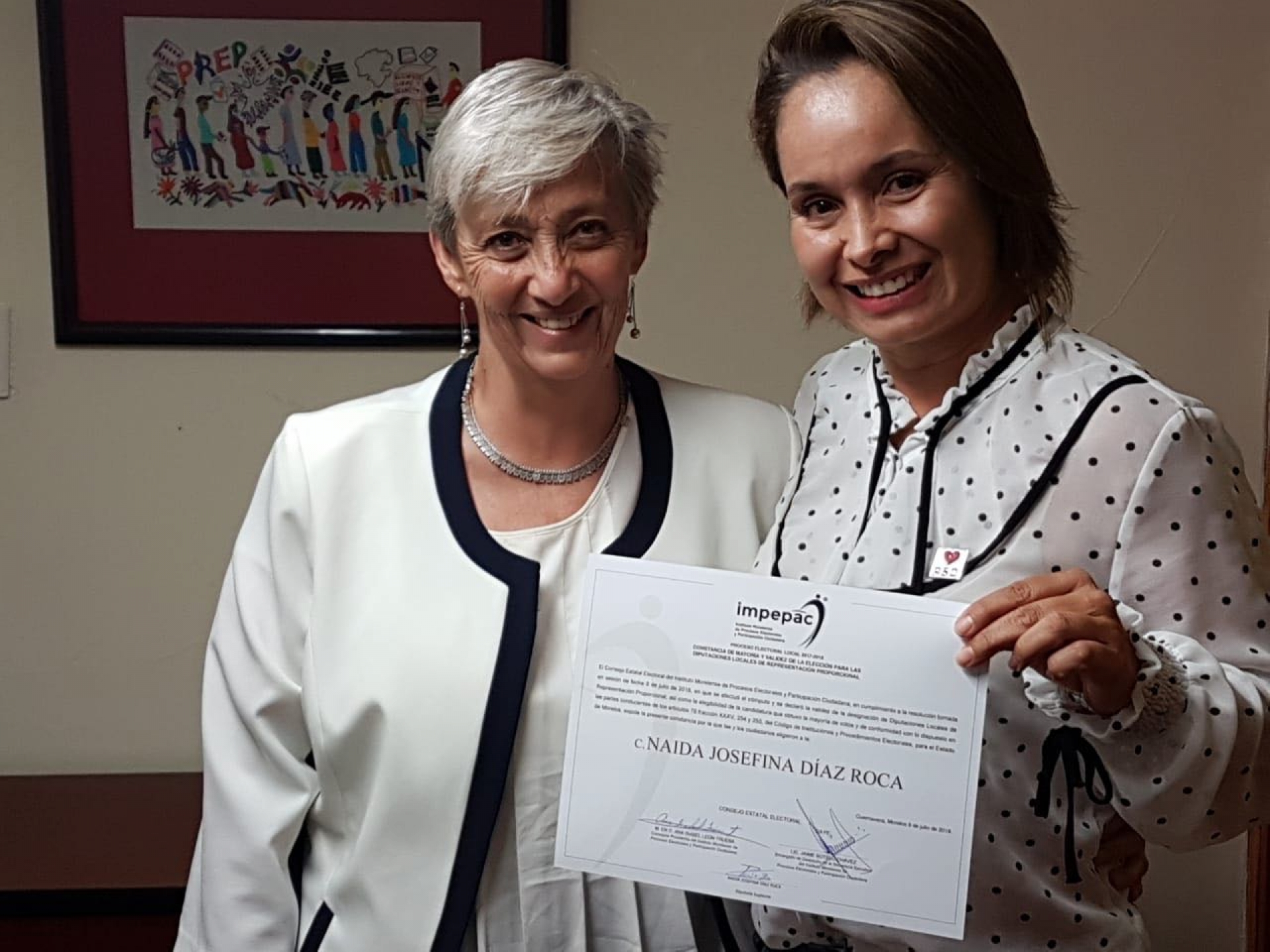 Entrega Impepac constancia como diputada plurinominal a Josefina Díaz