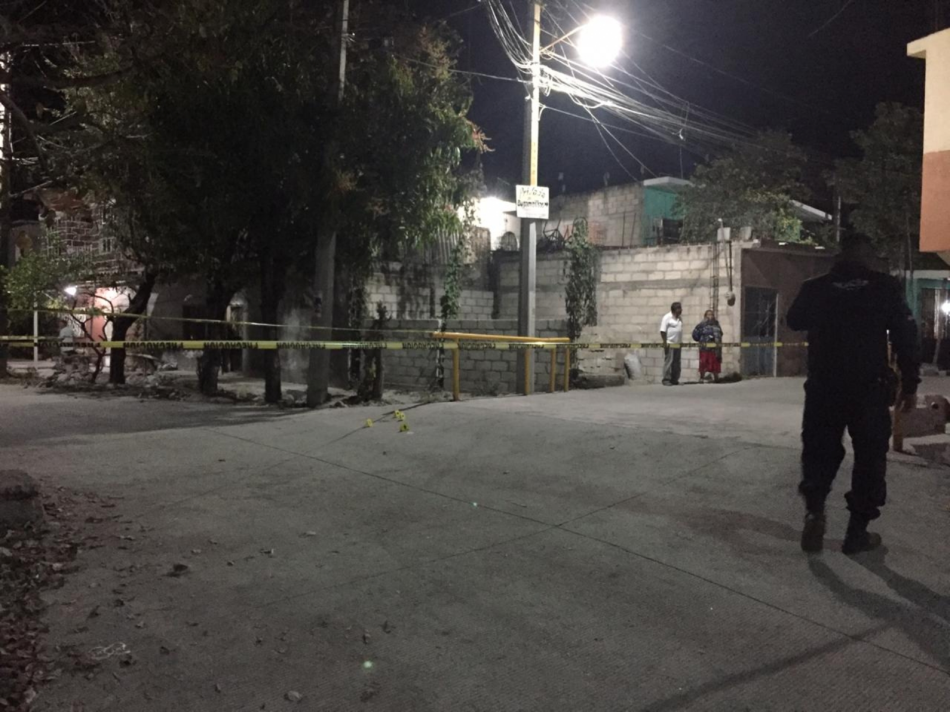 Agreden a un hombre y una mujer con arma de fuego, en Jojutla