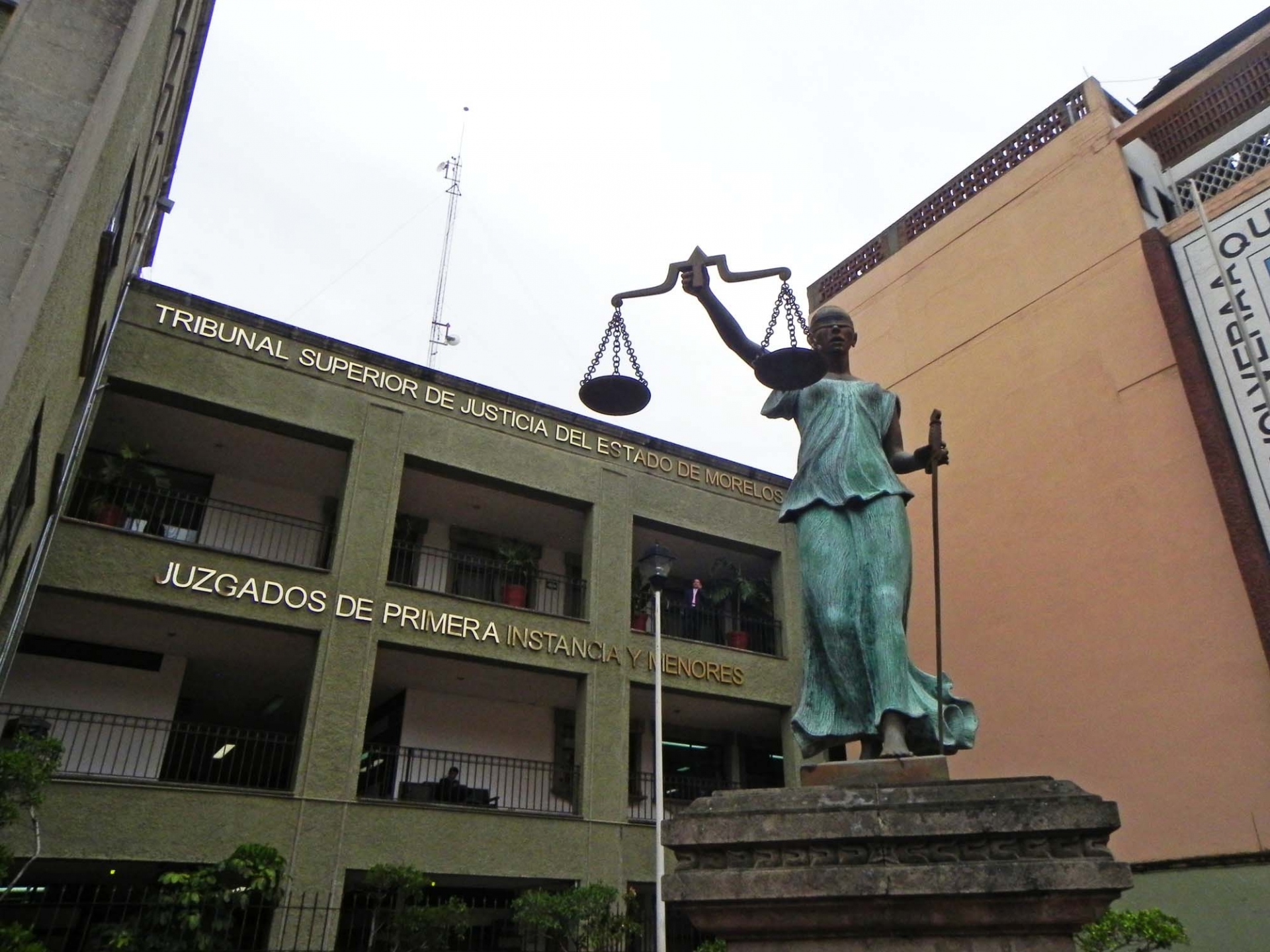 Lamentan retraso en modernización judicial
