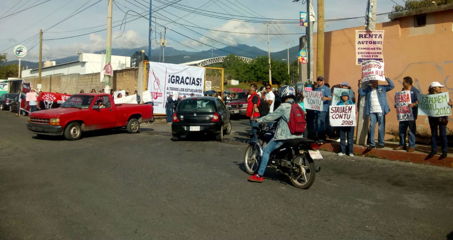 Trabajadores administrativos de la UAEM se suman al paro nacional de la Contu