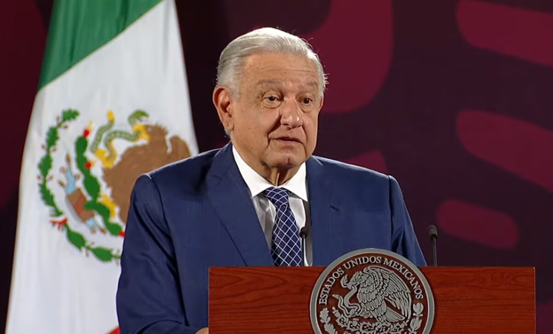 AMLO insiste en eliminar organismos autónomos: 'se ahorrarían 100 mmdp al año'