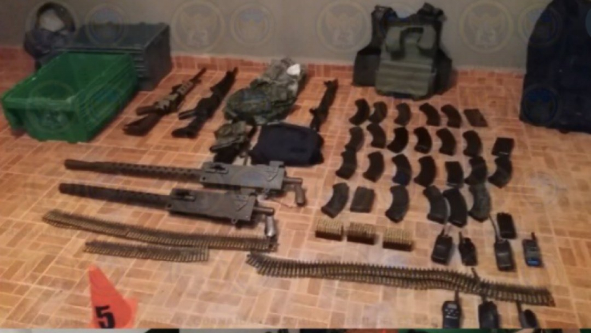 Decomisan arsenal y droga al Cártel de Santa Rosa de Lima
