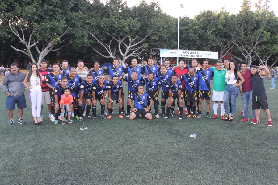 Selección Iguala le pega a domicilio a Egoplástica