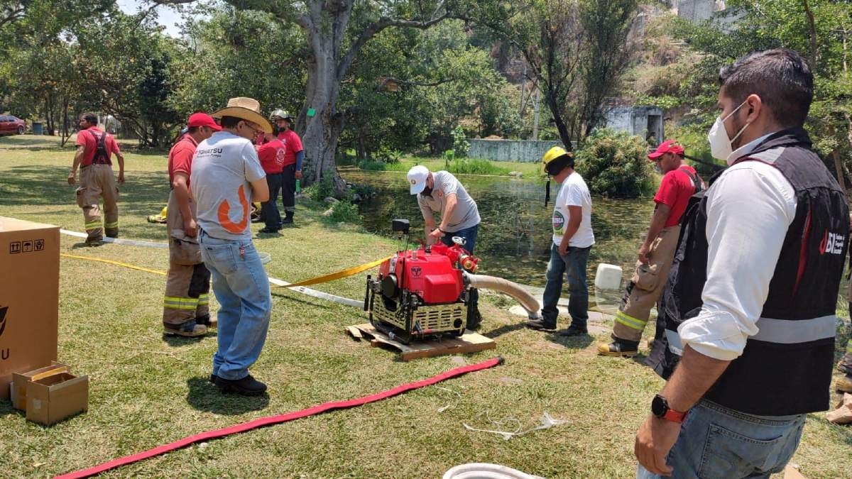 Cuentan Bomberos de Cuautla con nuevo equipo para combatir incendios