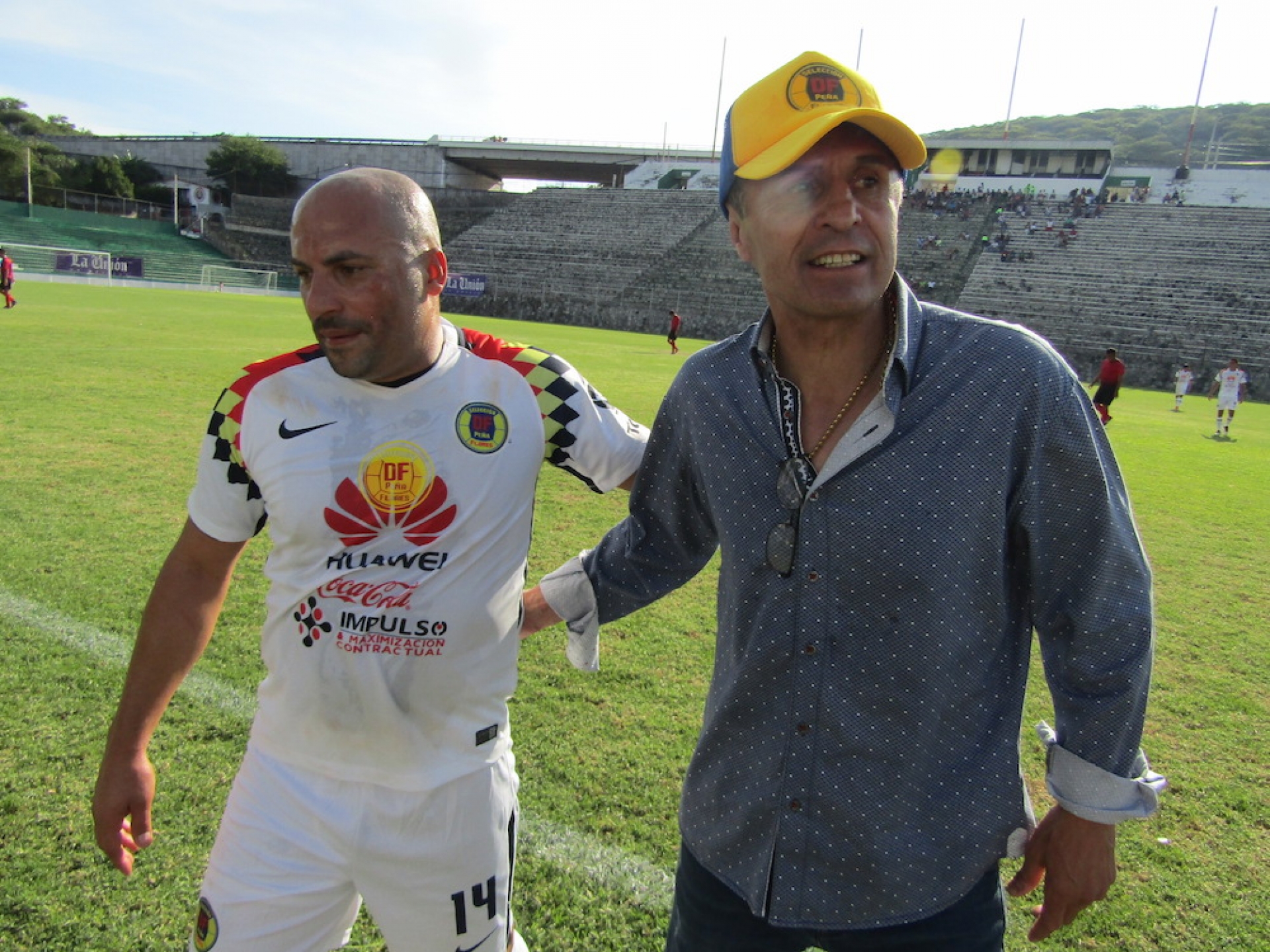 Ailton Da Silva muestra su “magia” con Selección DF Peña Flores