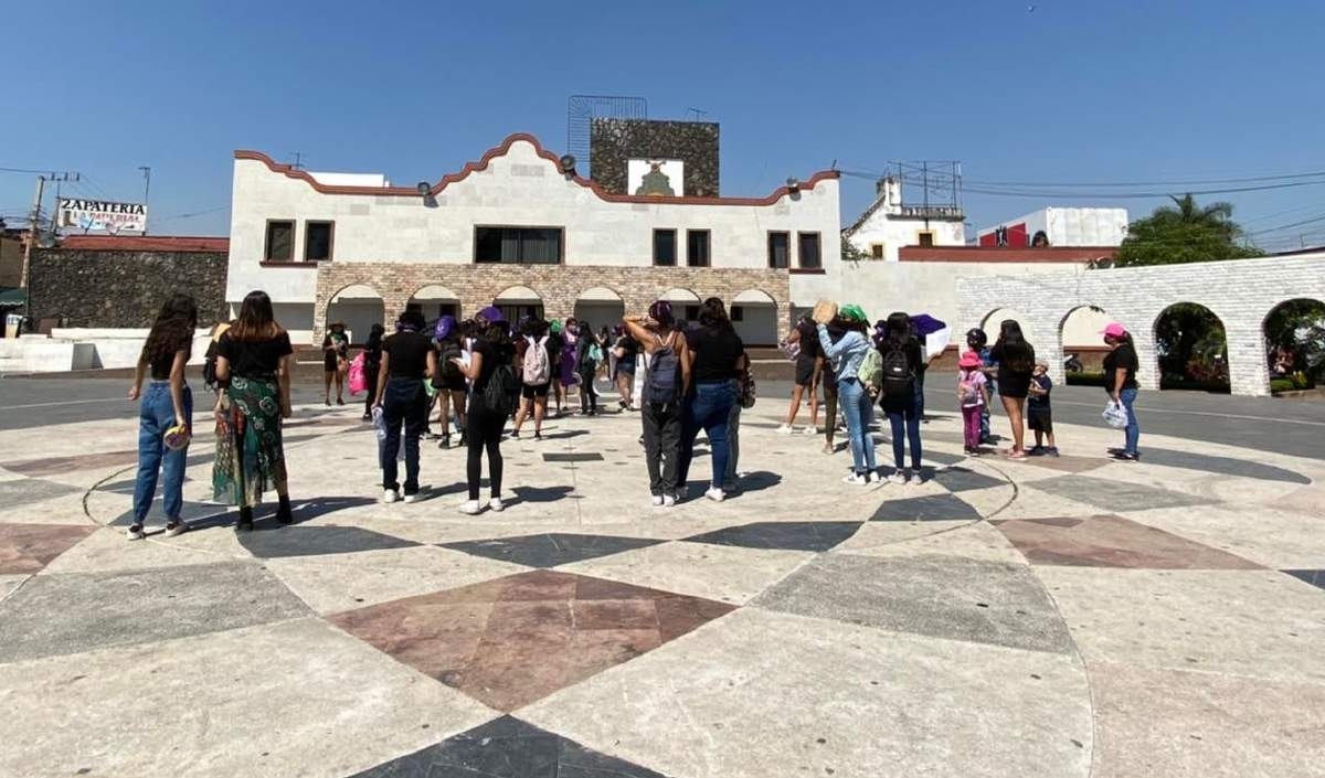 Marchan en Yautepec para demandar justicia ante feminicidios