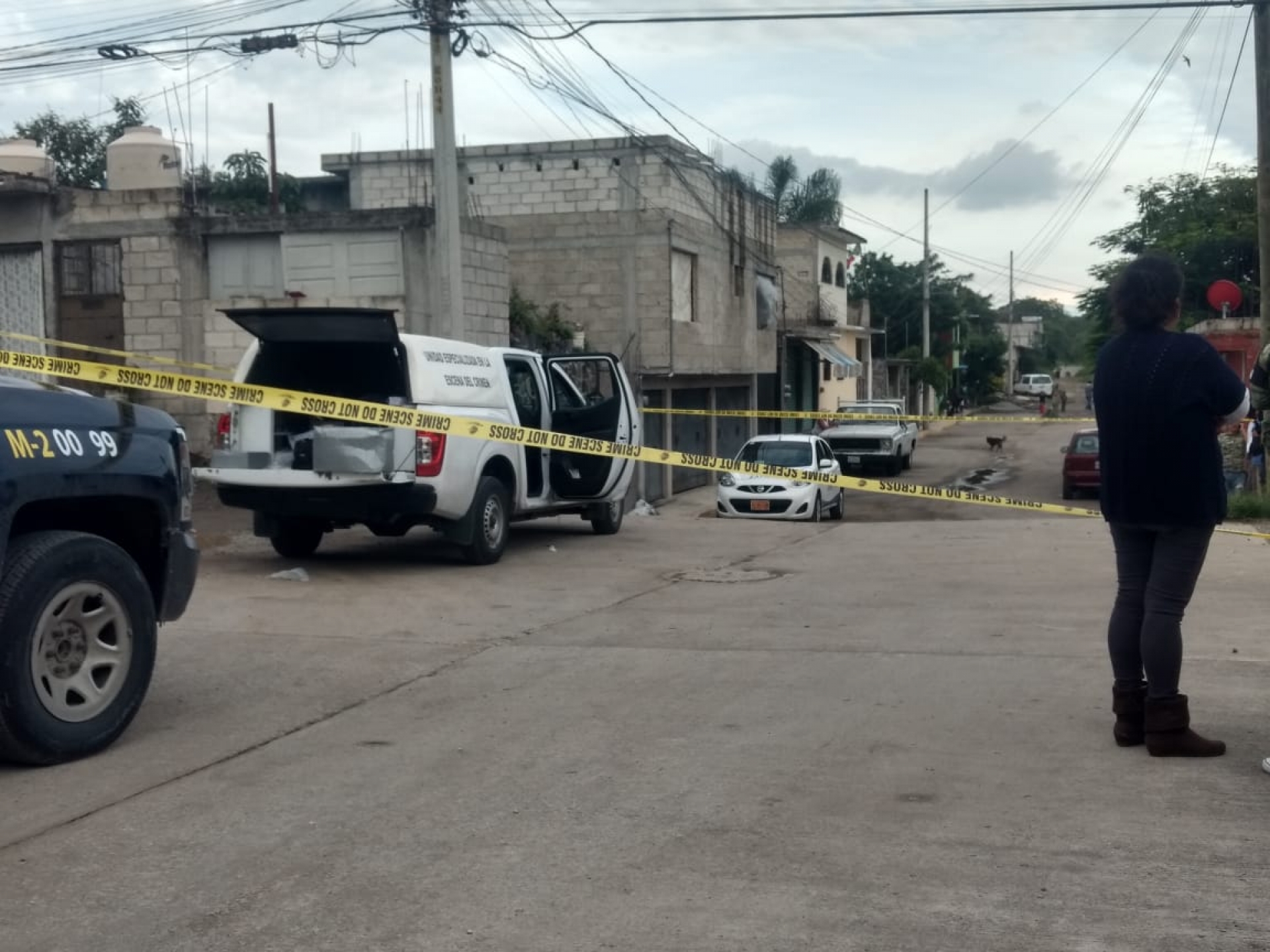 Asesinan a balazos a un taxista, en Tejalpa