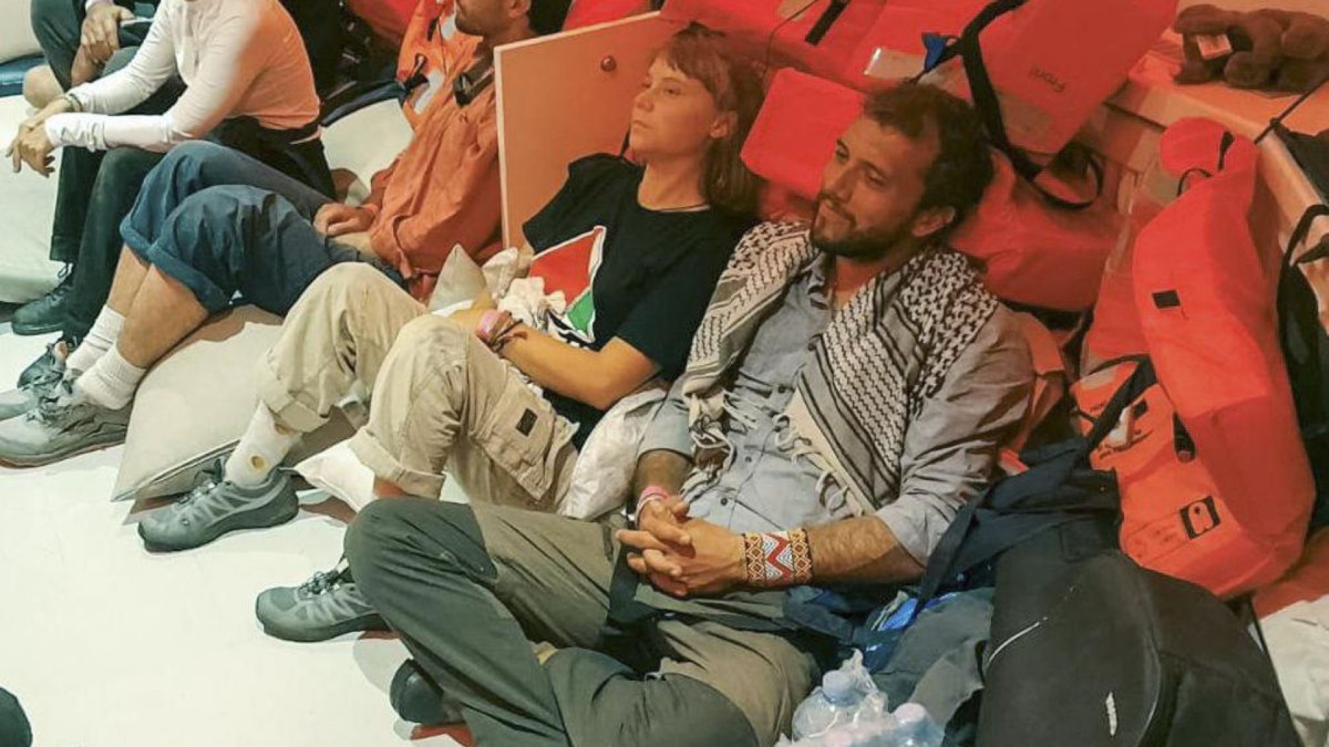 Israel deporta 171 activistas de la flotilla Sumud, incluida Greta Thunberg