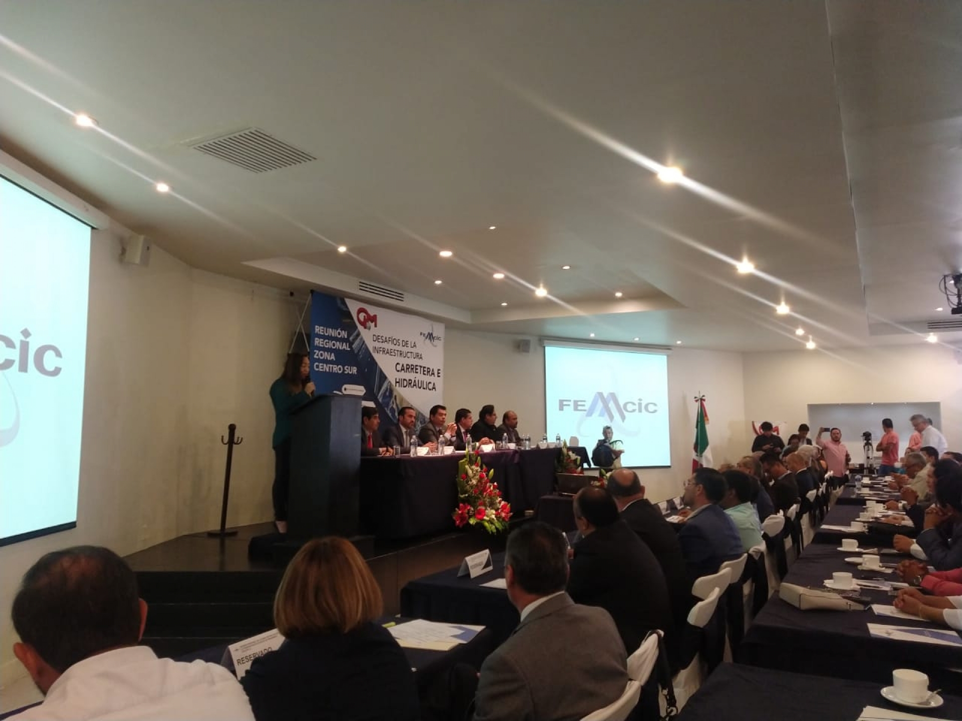 Efectúan reunión regional de la Federación Mexicana de Colegios de Ingenieros Civiles