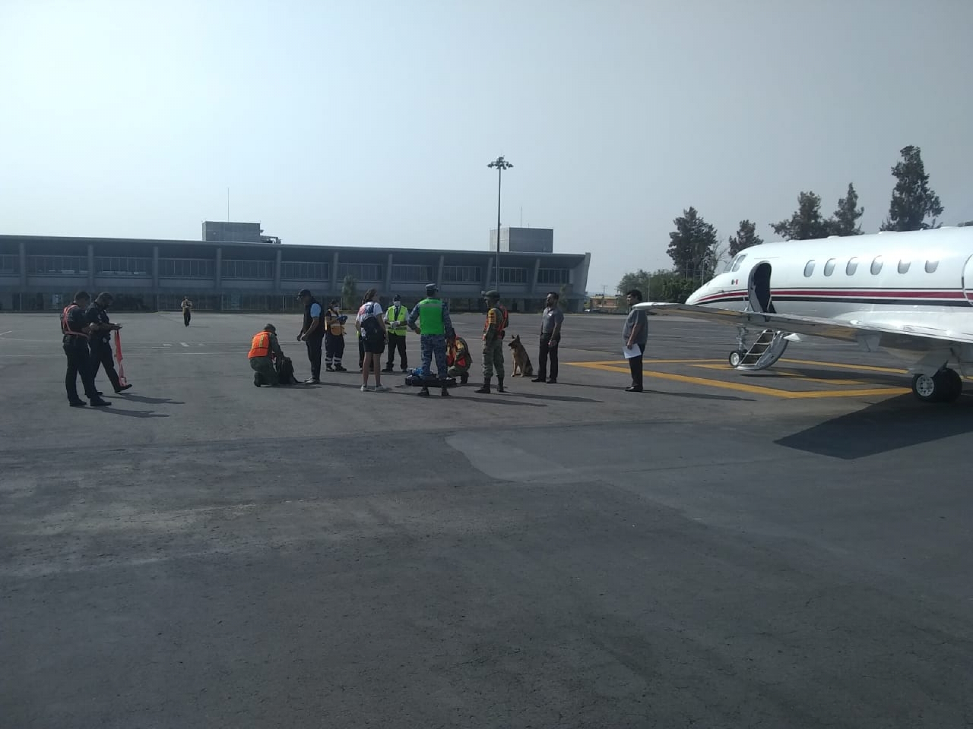 Roban jet Hawker 800 del aeropuerto 'Mariano Matamoros'
