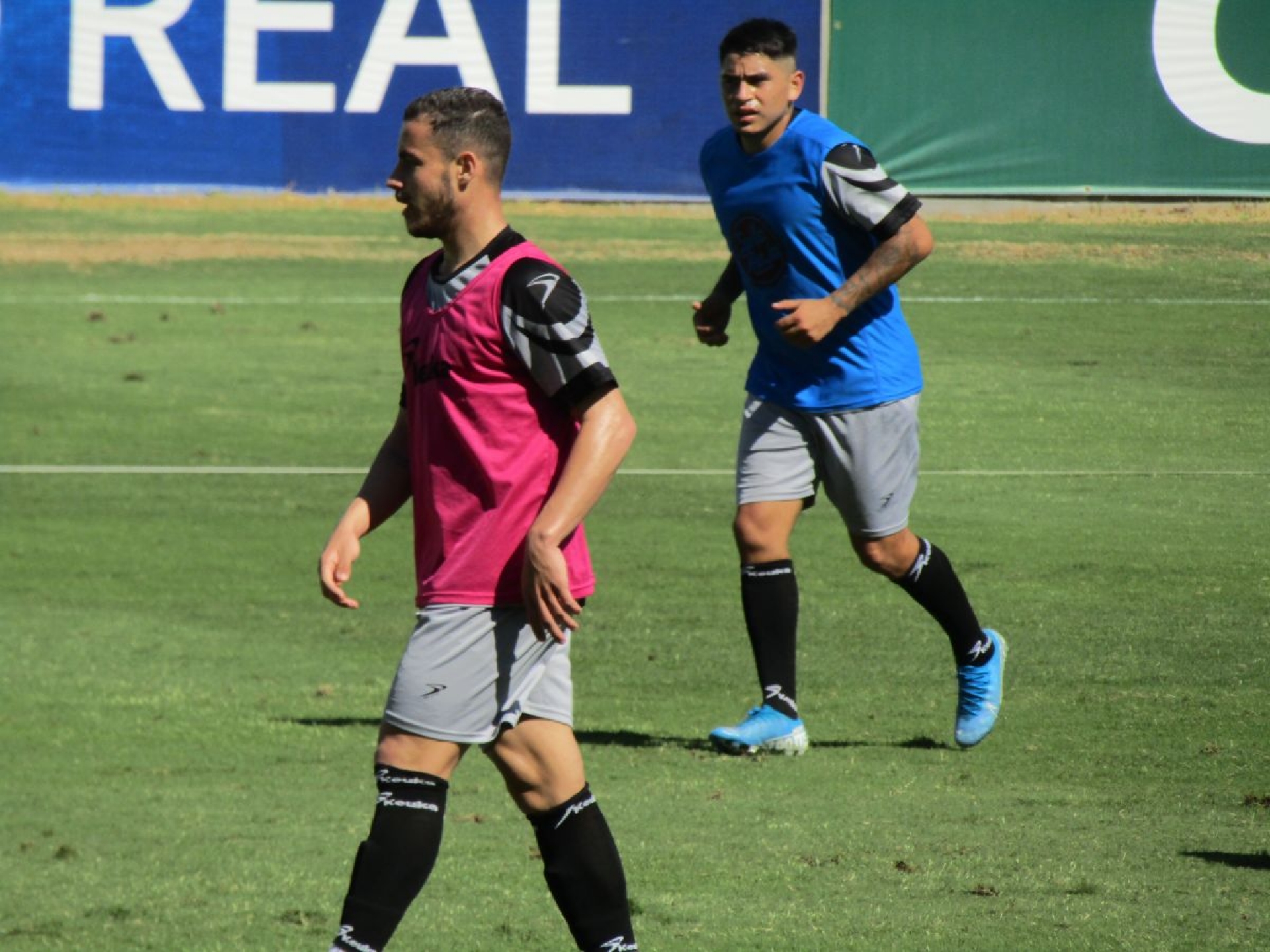 Lucas Trejo y Facundo Barboza esperan visa de trabajo