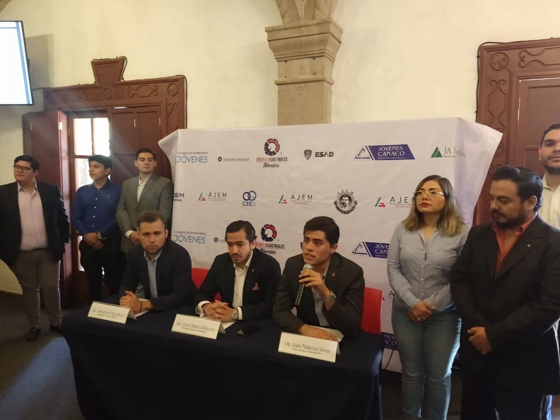 Alianza de cámaras empresariales apoyará a jóvenes emprendedores