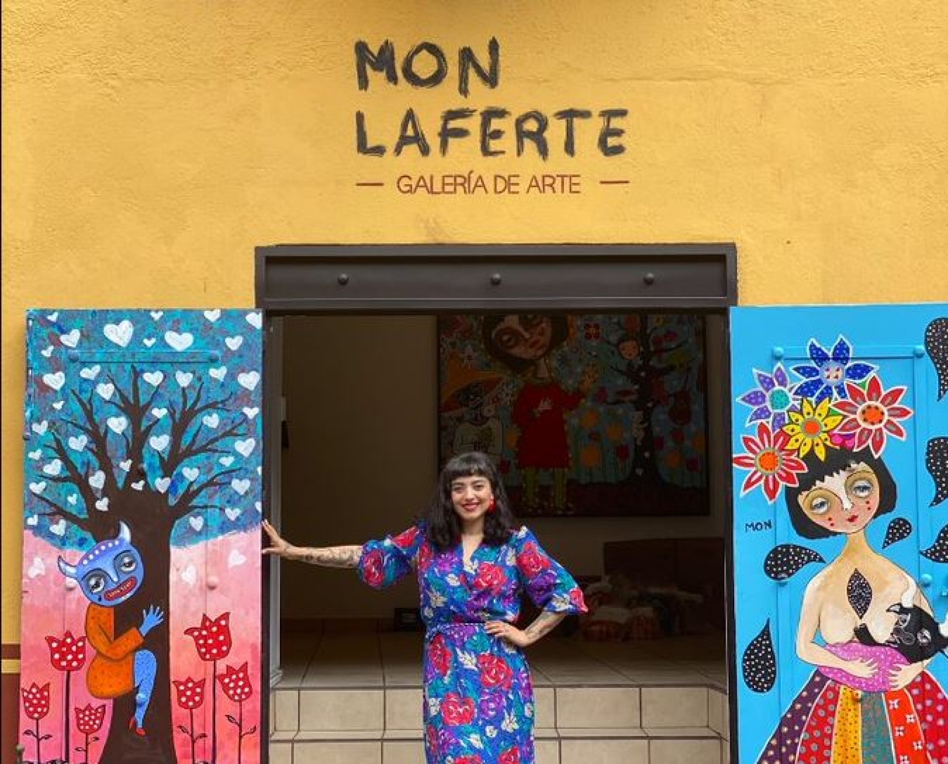 Mon Laferte abre galería de arte en Tepoztlán