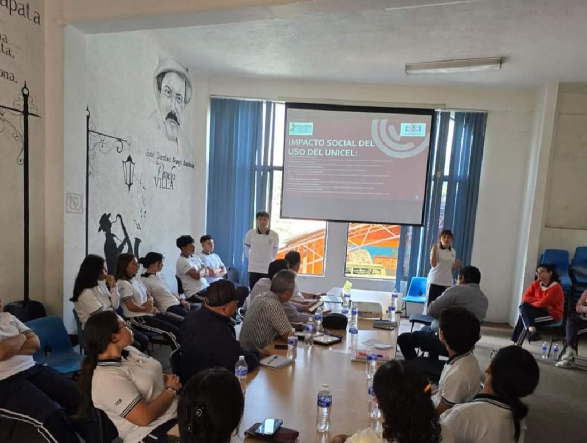 Estudiantes de Mazatepec impulsan eliminación del uso de unicel