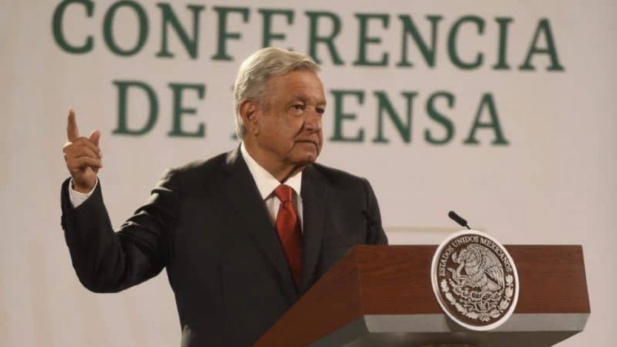 AMLO anuncia reforma para fortalecer la CFE