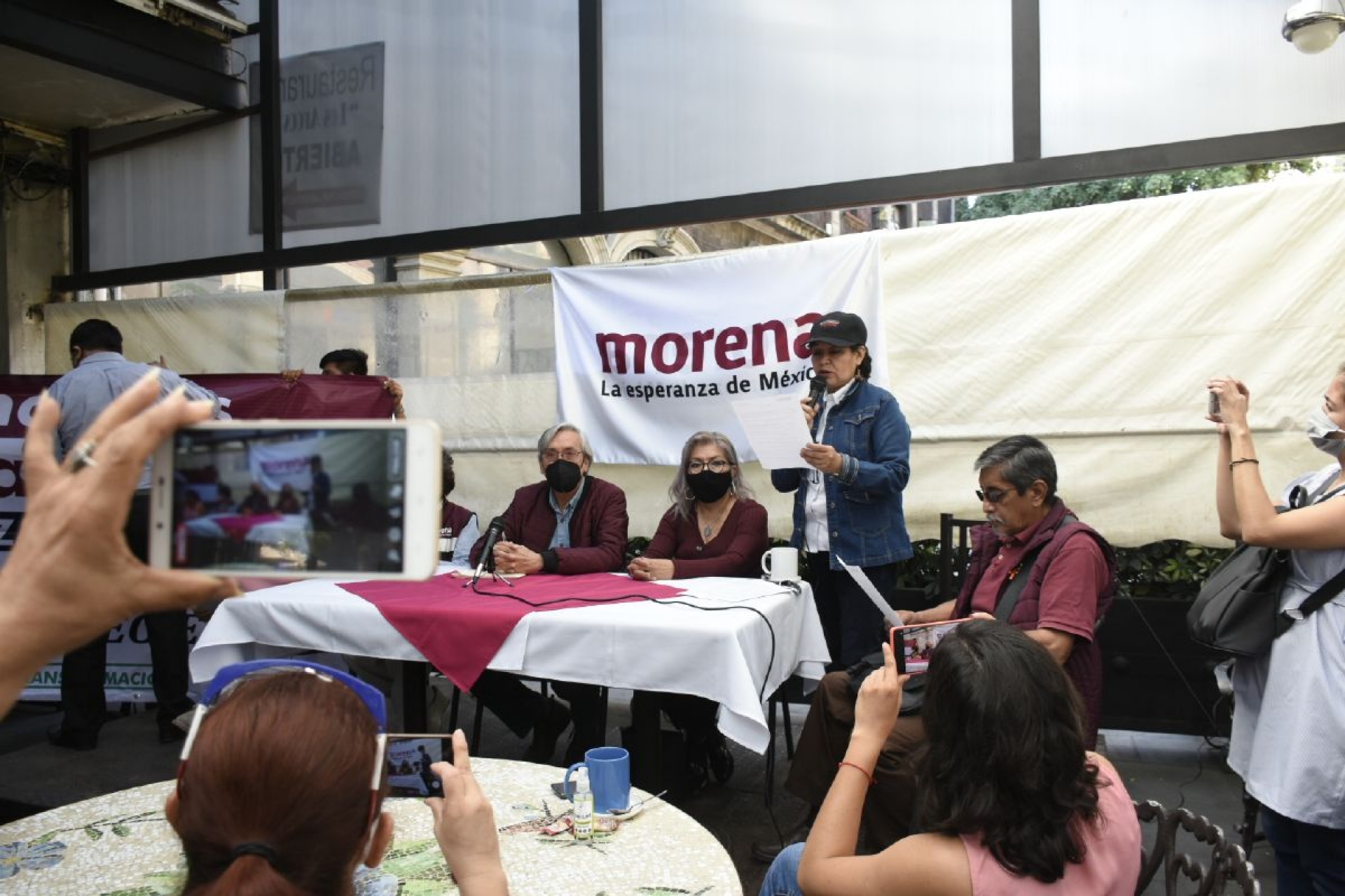 Disidentes hacen las paces con dirigencia de Morena