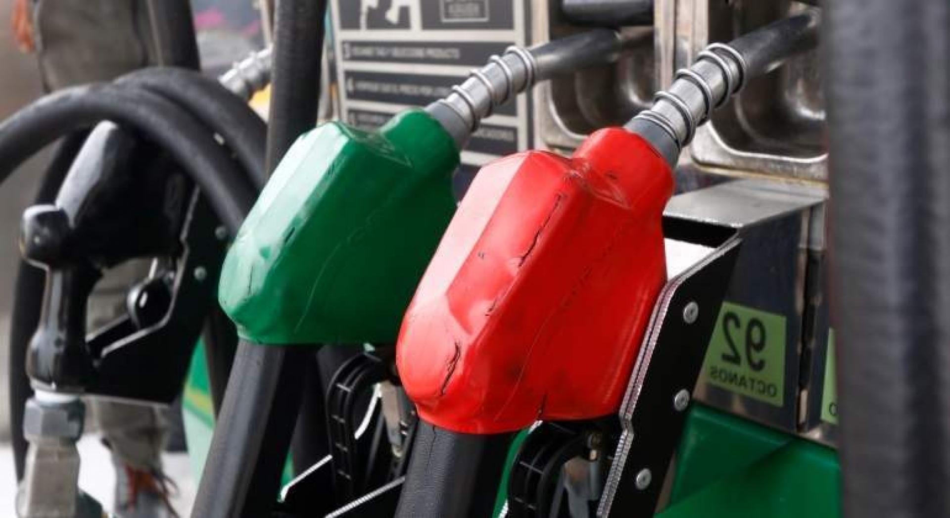 México tendrá nueva norma para que gasolineras vendan litros de a litro, anuncia AMLO