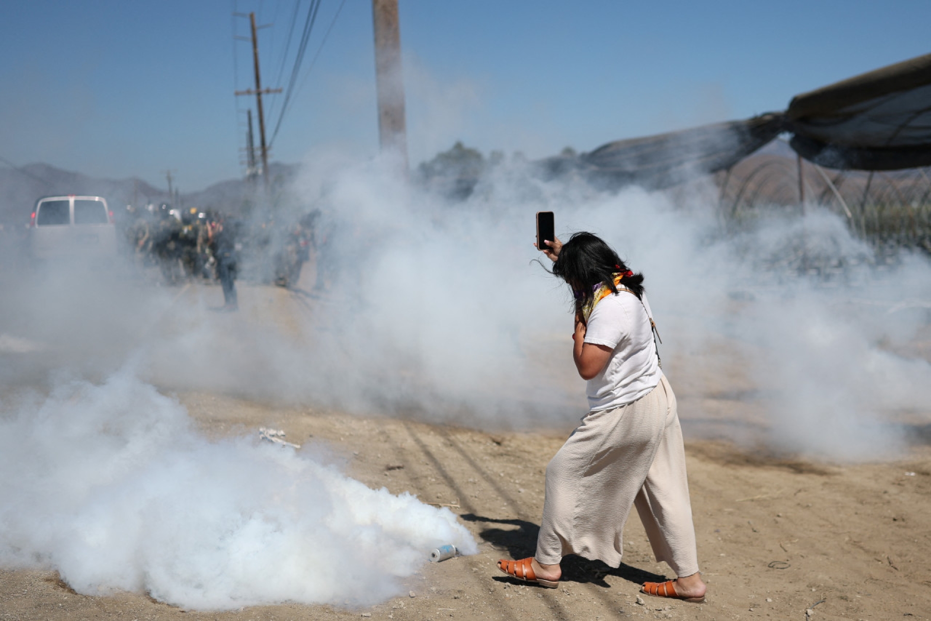 California: gran redada contra migrantes en granja de cannabis