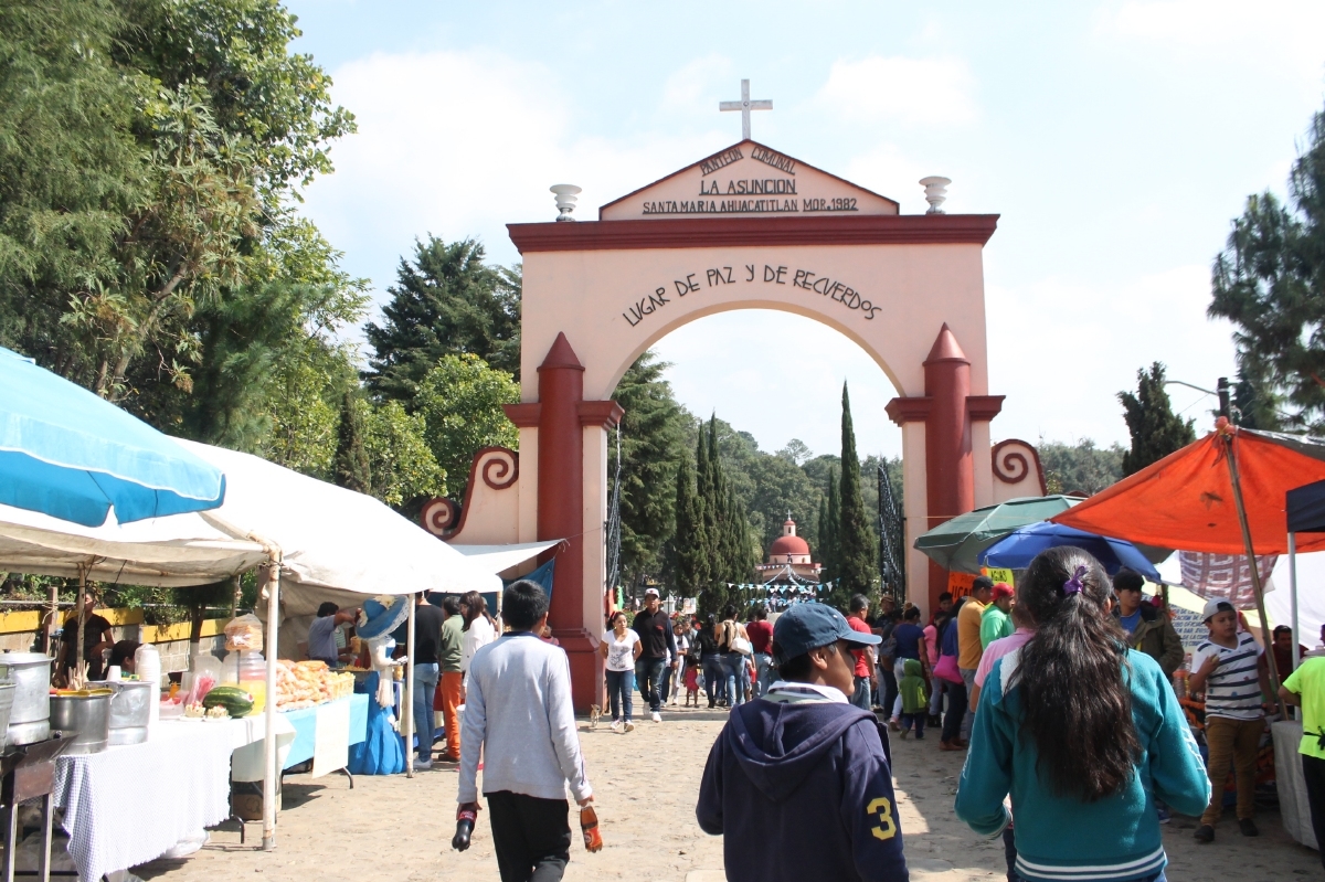 Se reportó saldo blanco en la visita a panteones en Cuernavaca