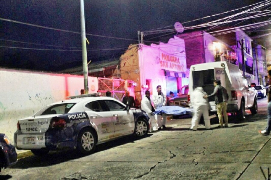 Mataron a un hombre dentro de una vecindad