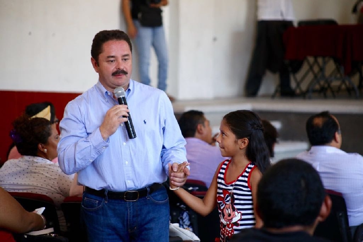 Diputados exhortan al Consejo Universitario a solicitar renuncia del rector de la UAEM