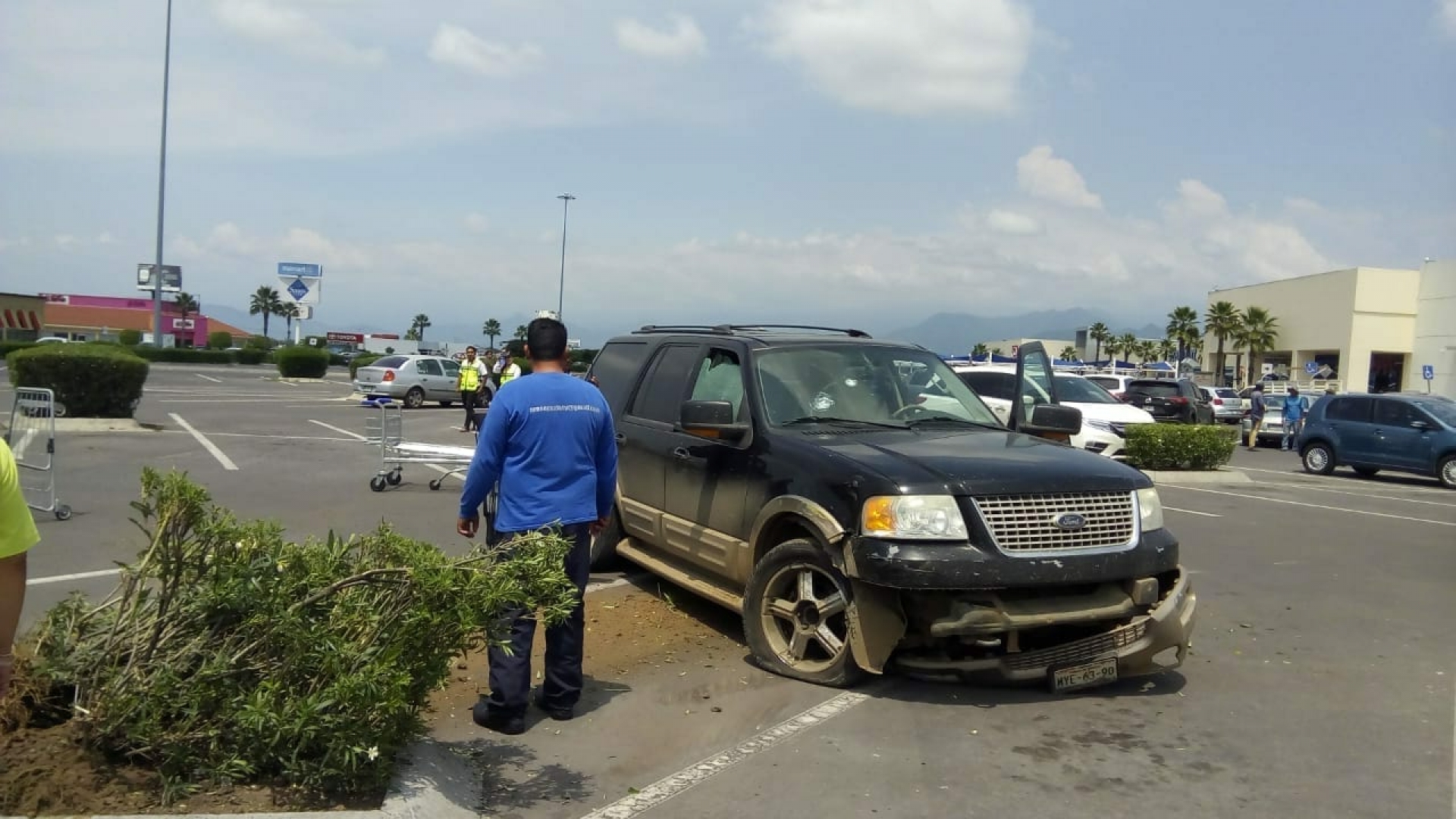 Se enfrentan a tiros policías y presuntos asaltantes, en Cuautla