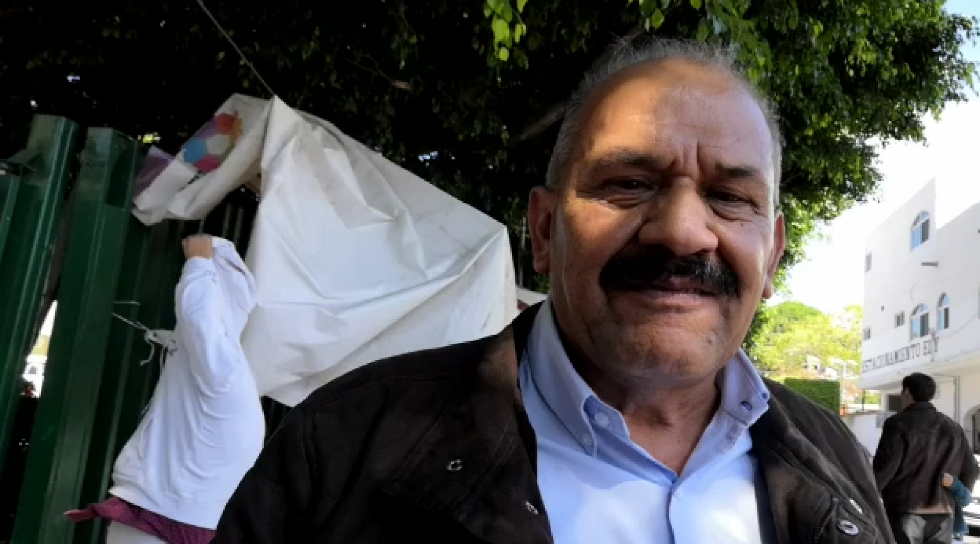Amenazan maestros homologados con efectuar bloqueos en Cuernavaca, mañana