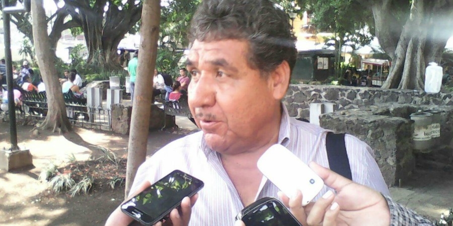 Anuncia MMB que se notificó de despido a la primera maestra por no realizar evaluación