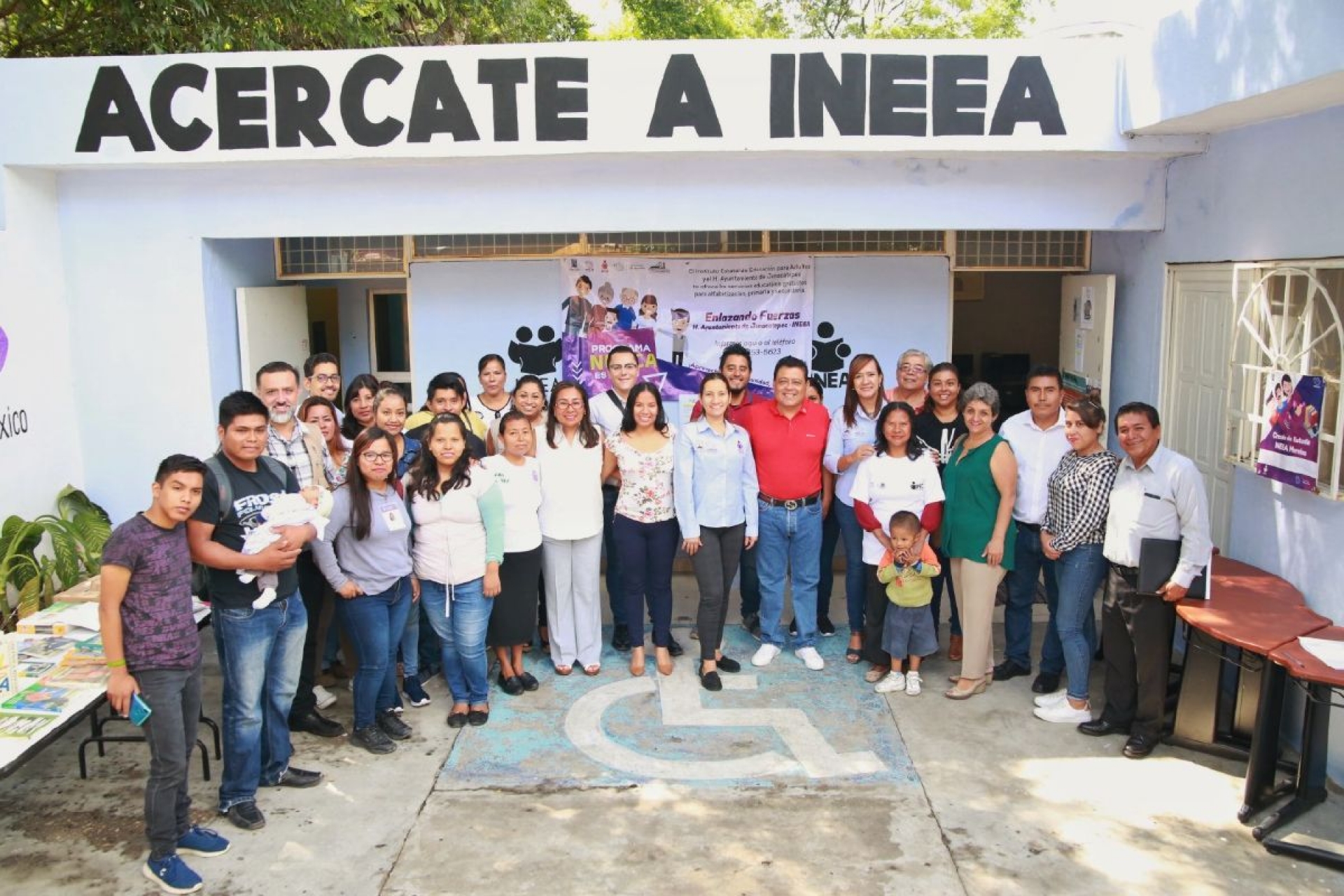 Reabren plaza comunitaria de INEEA en Jonacatepec