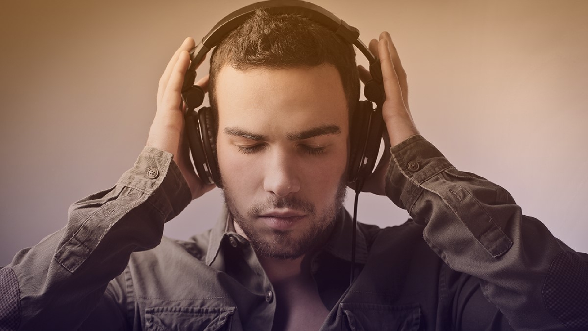 Cómo usar las plataformas de música para descubrir nuevas propuestas musicales