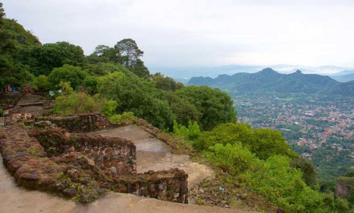 INAH confirma que El Tepozteco quedó vulnerable tras sismo y está en riesgo