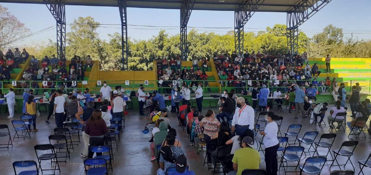 Baja afluencia en vacunación anticovid-19 en Cuautla