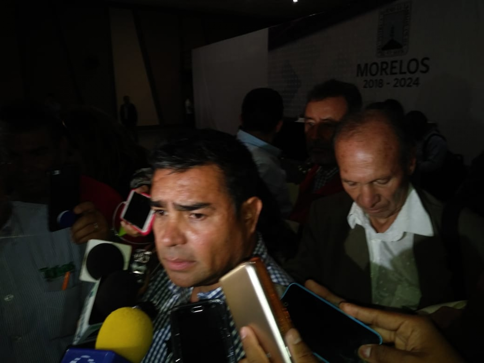 Refiere Casas González que continúa en Morena