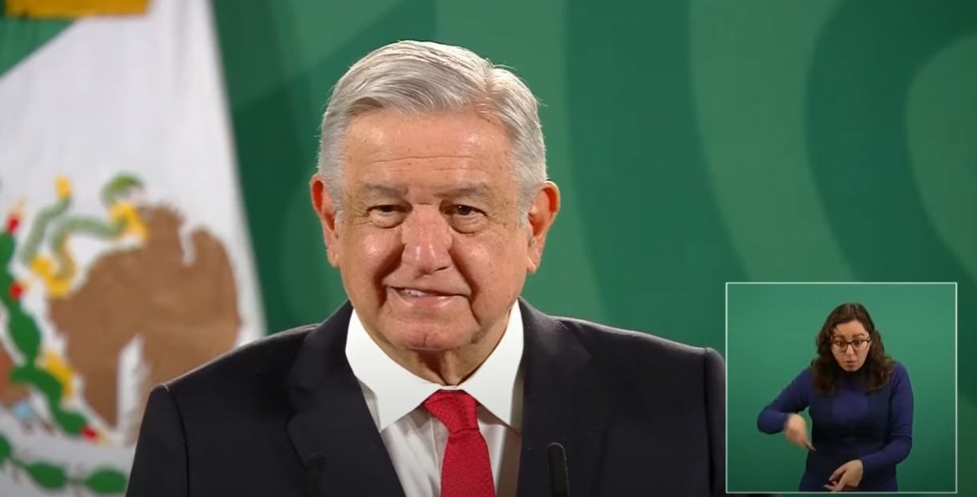 AMLO destaca que en un día se vacunó contra COVID-19 a 100,000 médicos