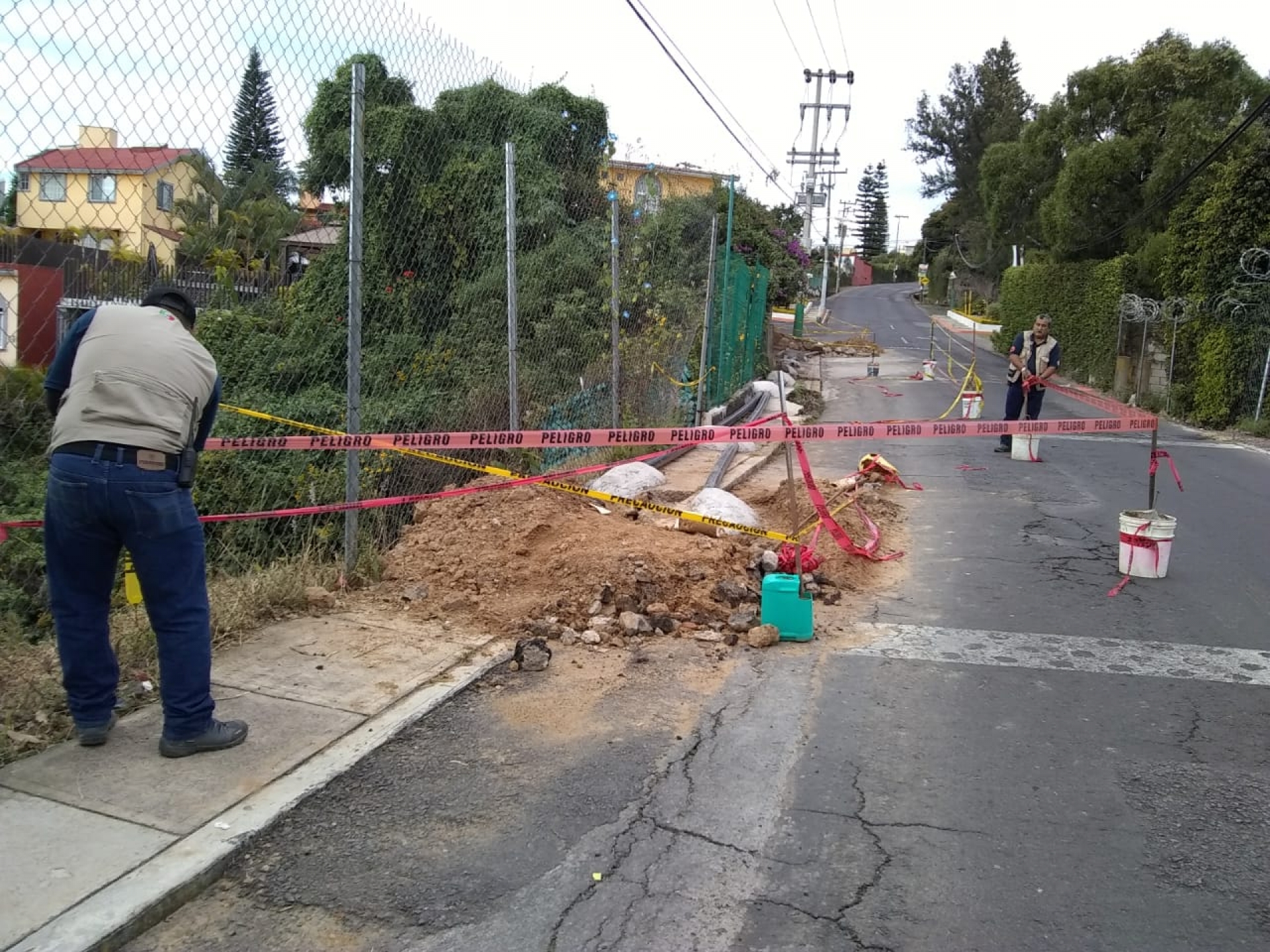 Supervisa CEPCM socavamiento en Lomas Tetela