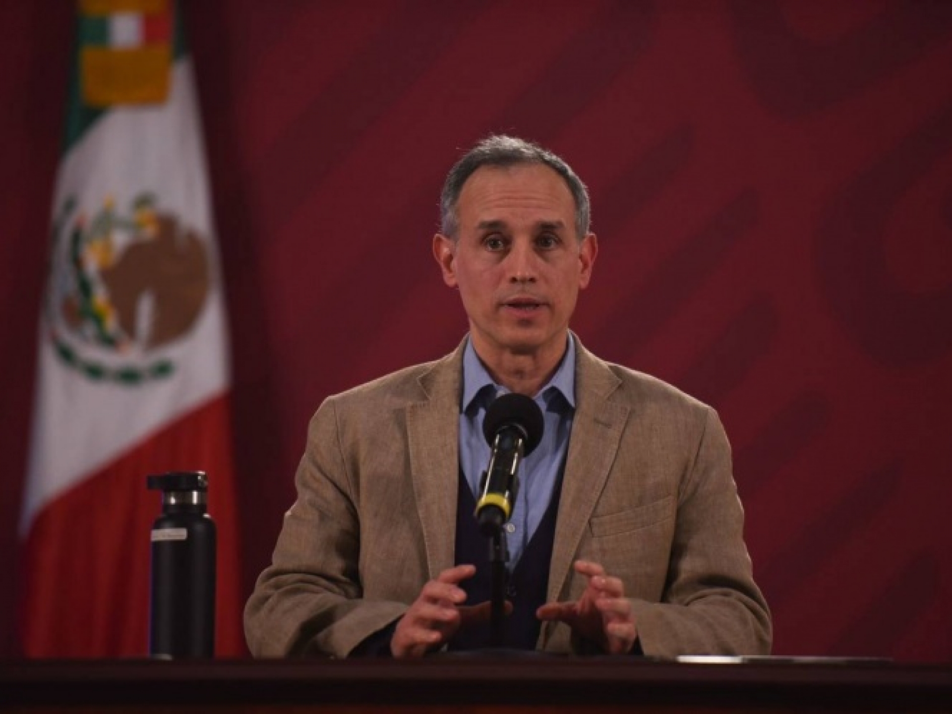 Pandemia registra una desaceleración en México: López-Gatel