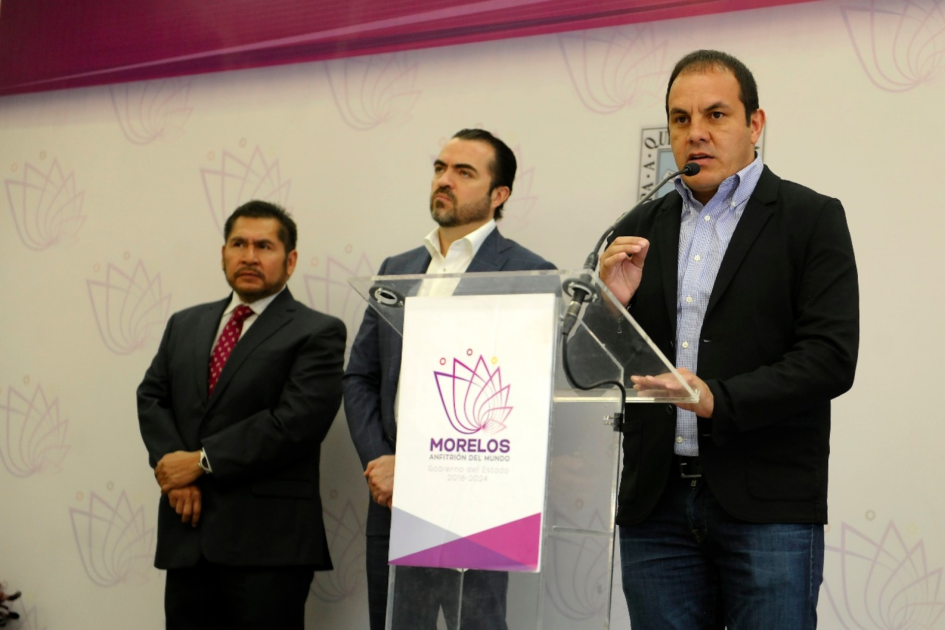 Llama gobernador a 15 diputados locales a trabajar a favor de Morelos