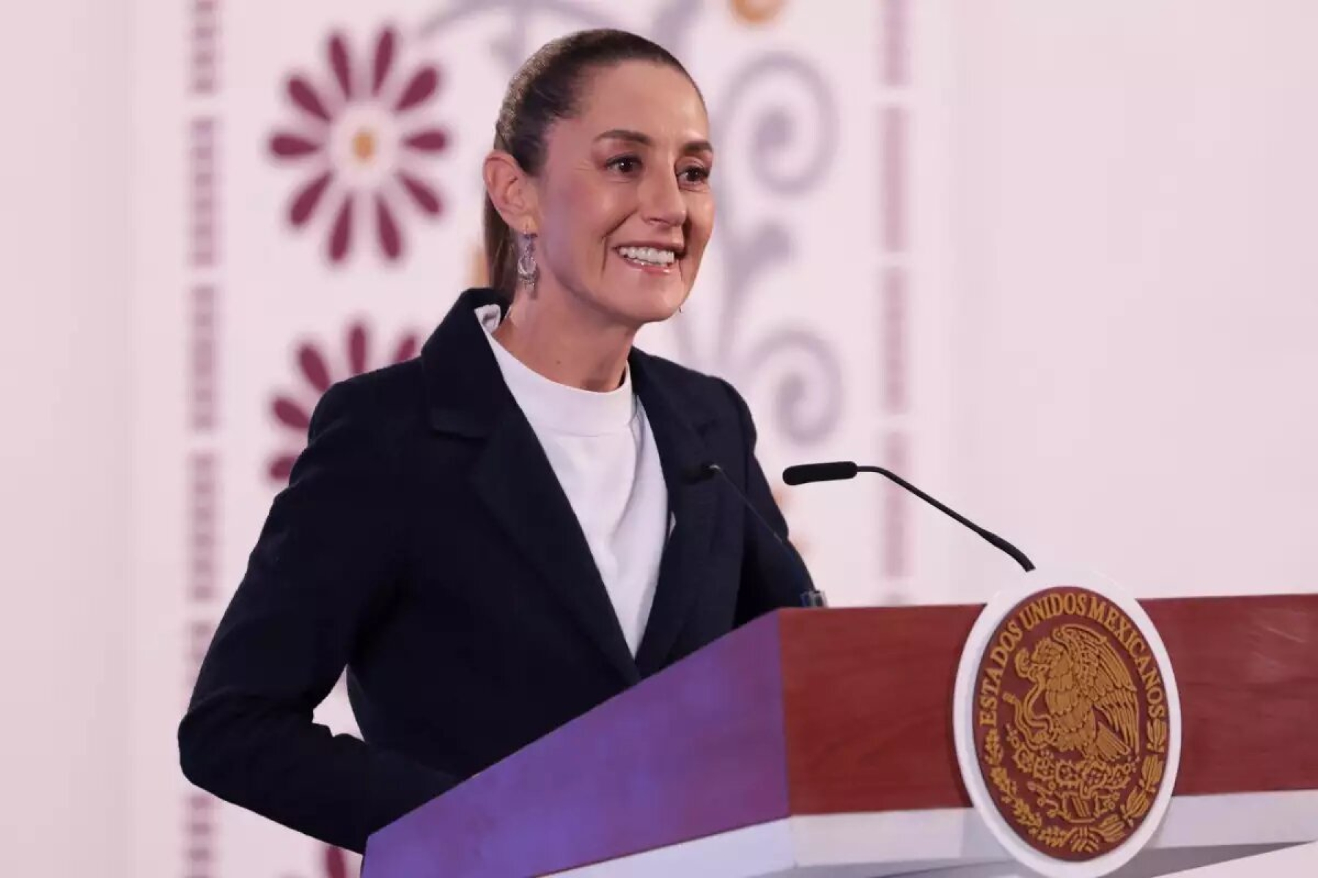 Sheinbaum rechaza retirar Reforma Judicial del DOF y denunciará a jueza