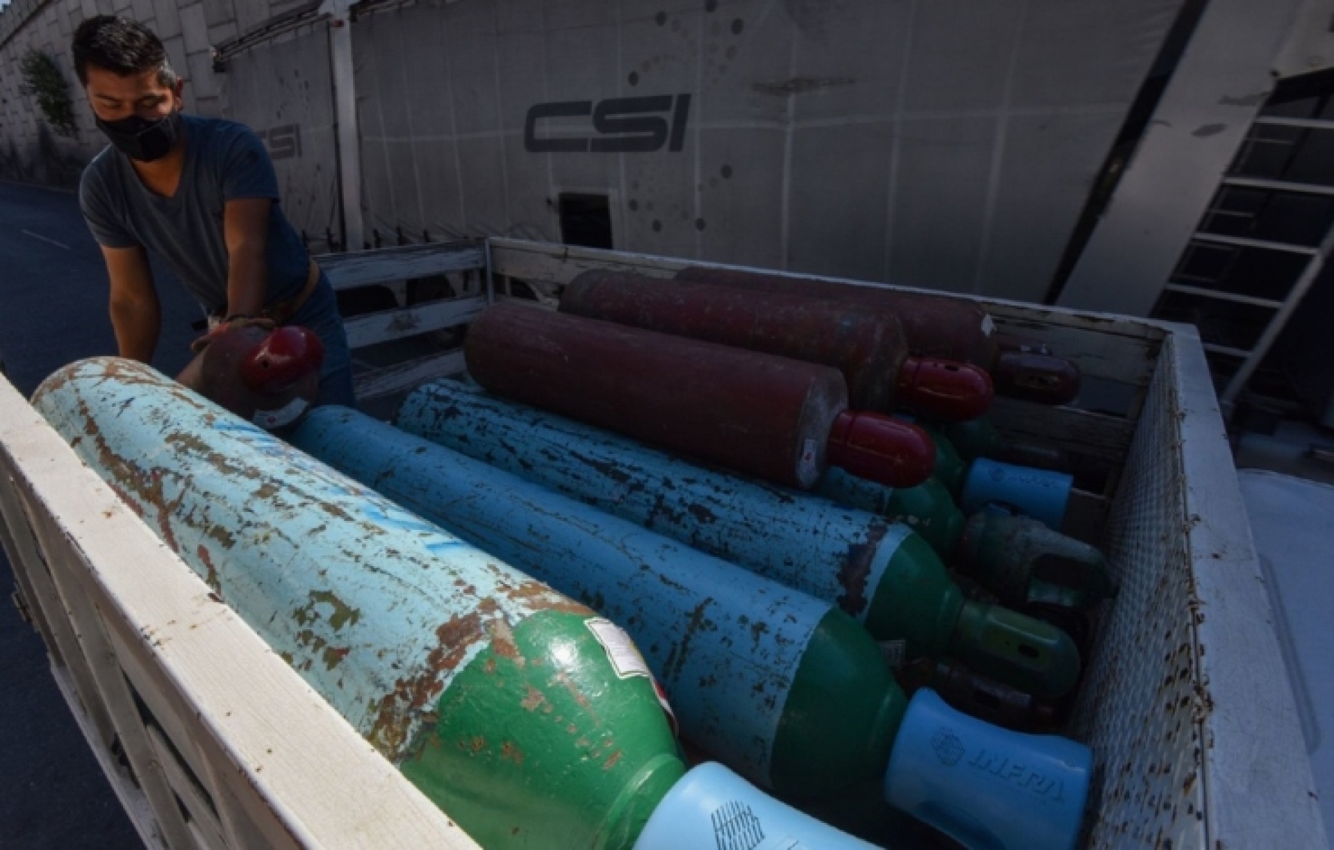 Crimen organizado trafica con tanques de oxígeno