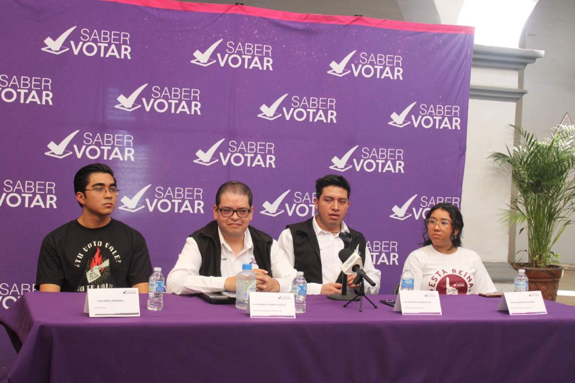 Llaman a alentar el voto