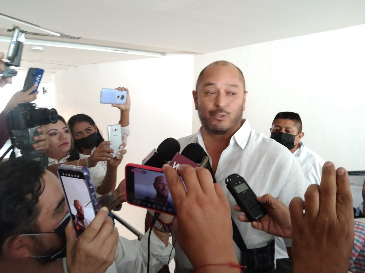 Diputados de Morena califican de “espurio” a Yáñez Romero