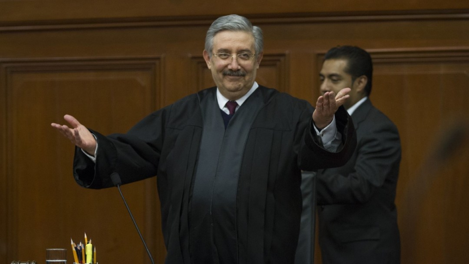 Ministro propone declarar inconstitucional consulta de AMLO para enjuiciar a expresidentes