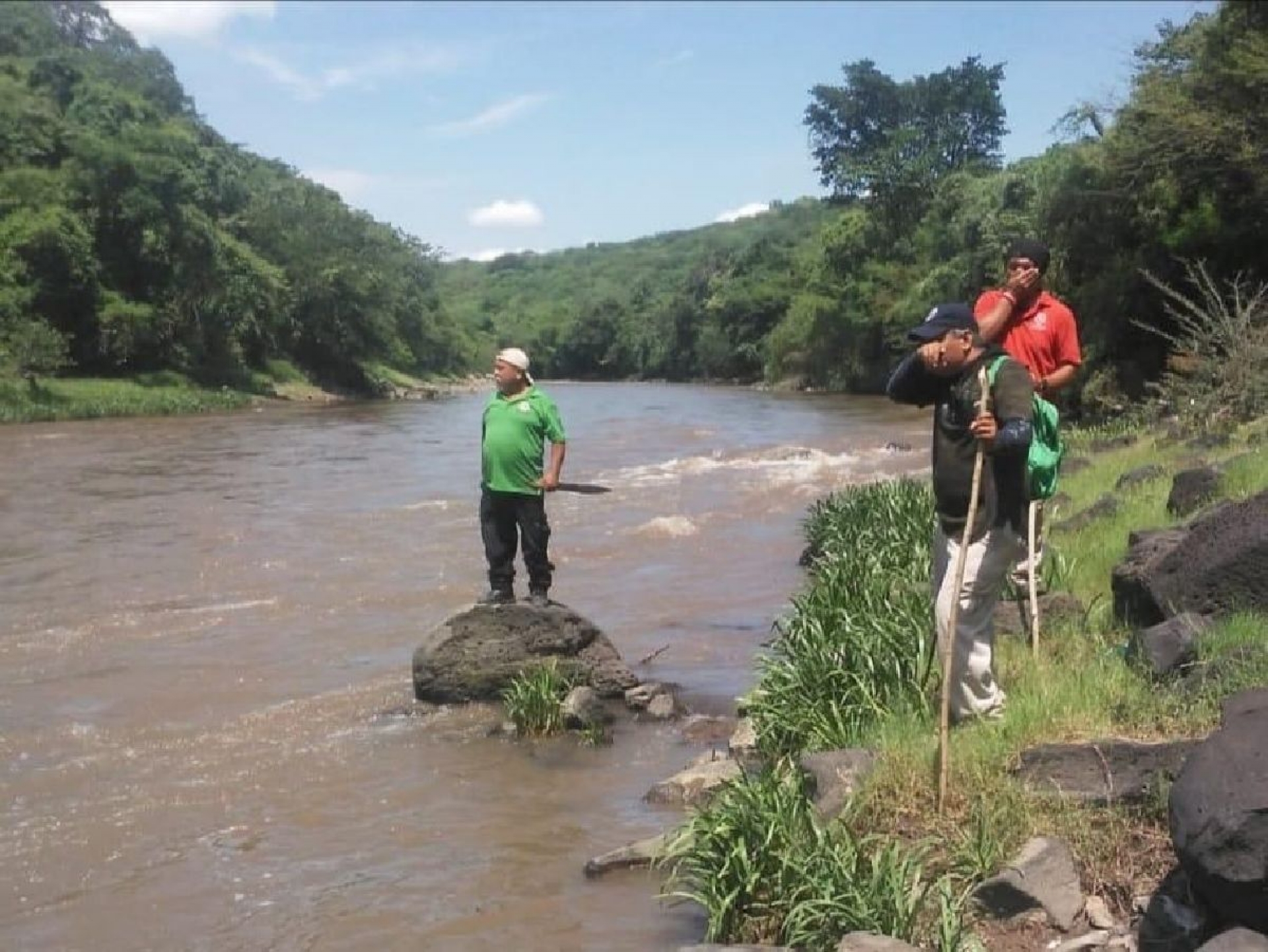 Muere ahogado pescador en el río Amacuzac