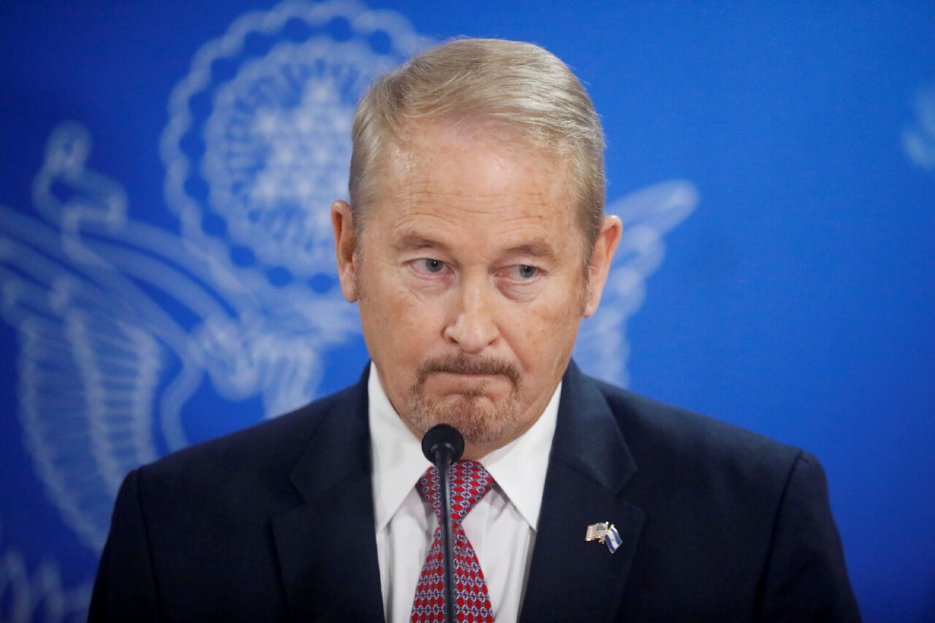 Embajador Ronald Johnson brinda apoyo a México tras ataque en Teotihuacán