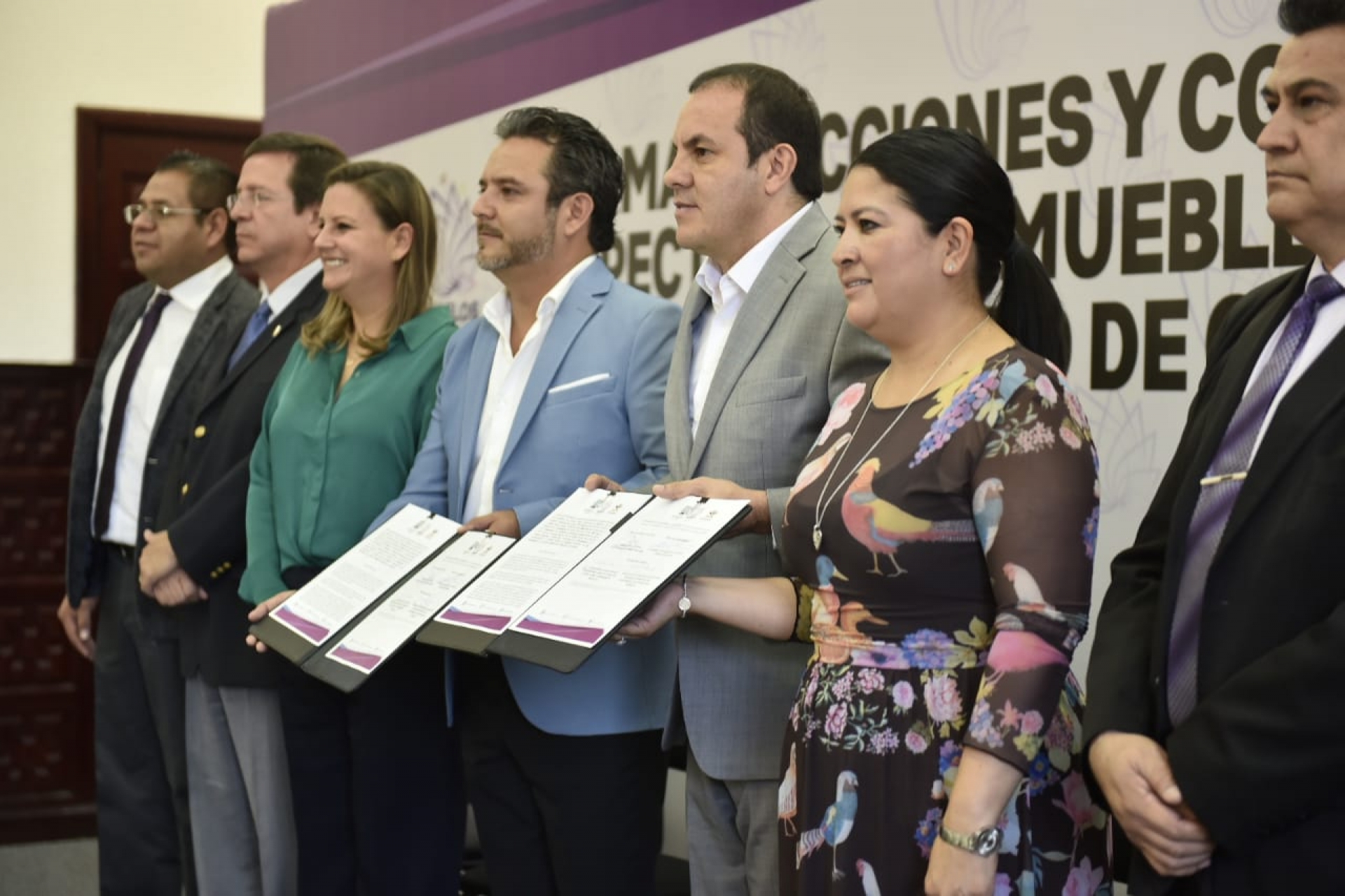 Firman acciones y compromisos sobre inmuebles en uso por el ayuntamiento capitalino