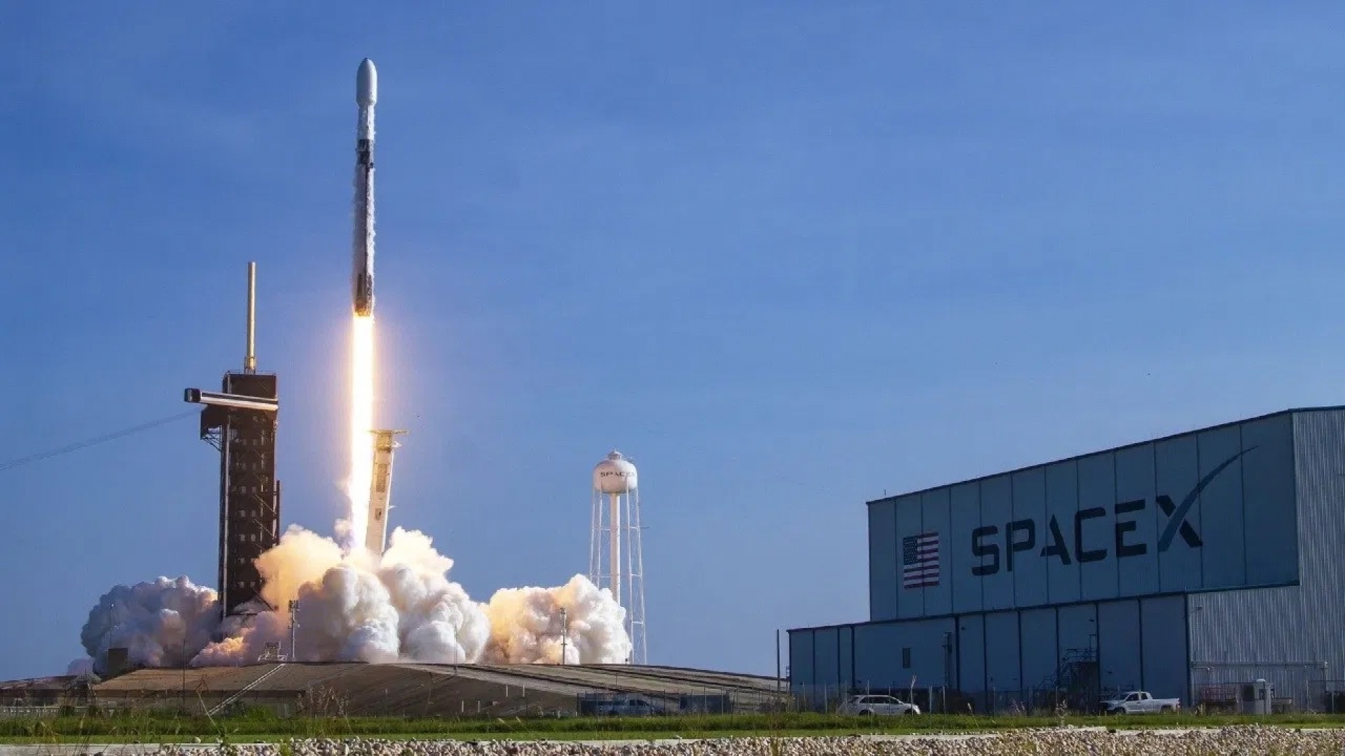 SpaceX pondrá en órbita otros 60 satélites de Starlink con el Falcon 9