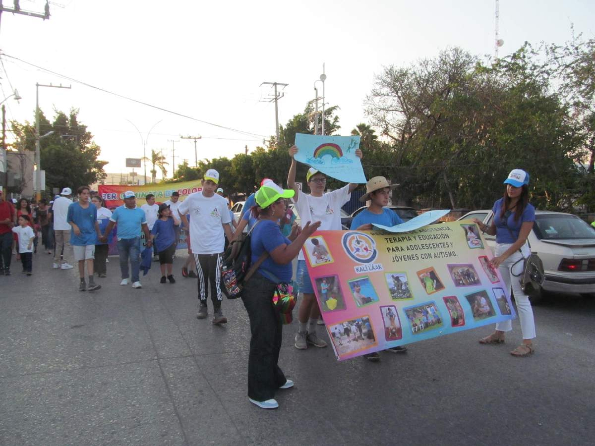 Realizan tercera marcha por el autismo en Jojutla
