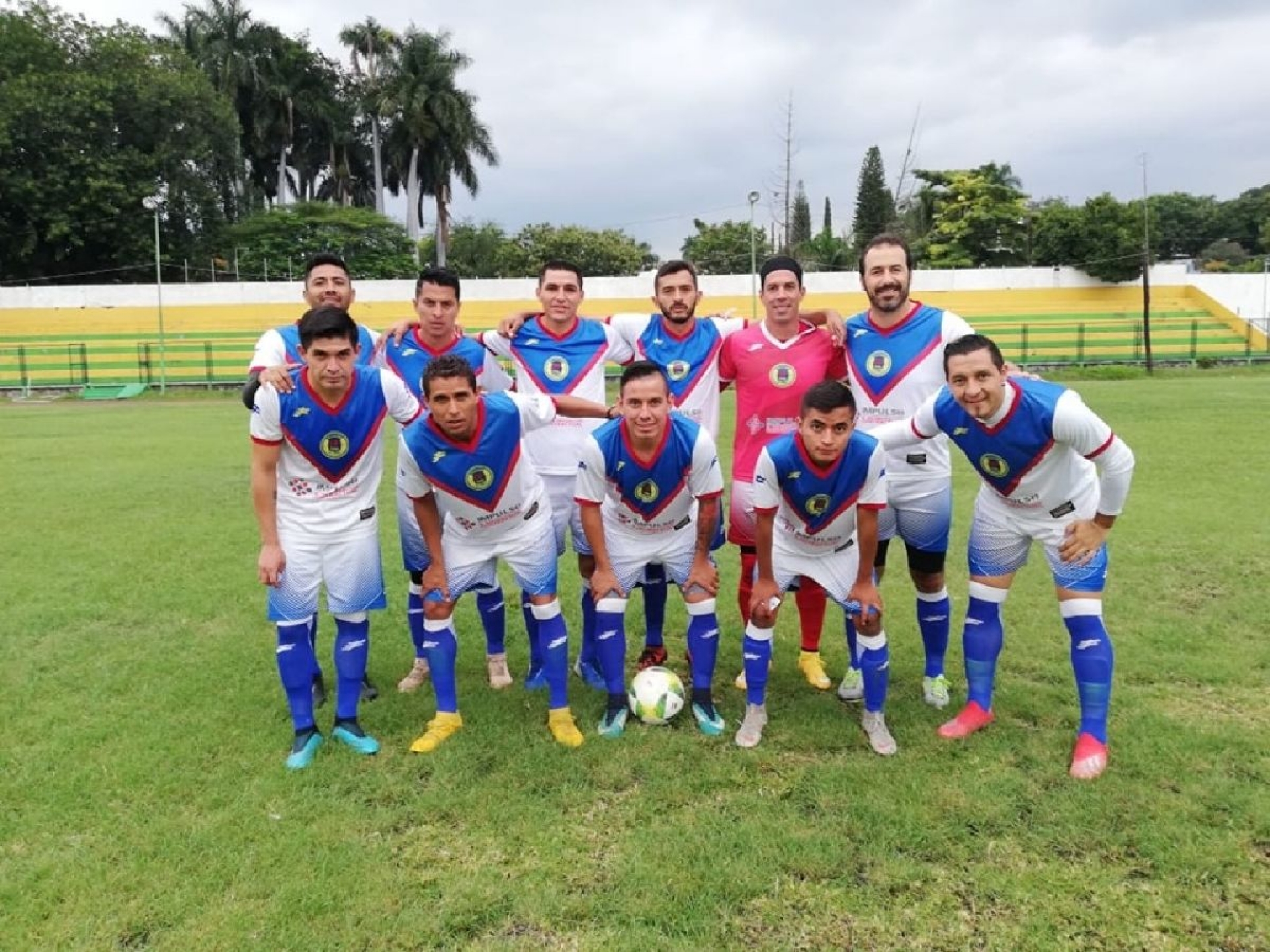 Brujos Acamixtla, con boleto a la siguiente ronda