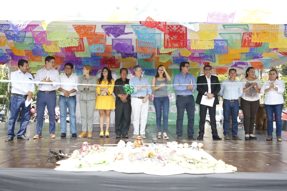Con muestras gastronómicas y folklore inicia la “Fiesta del Maíz 2016”