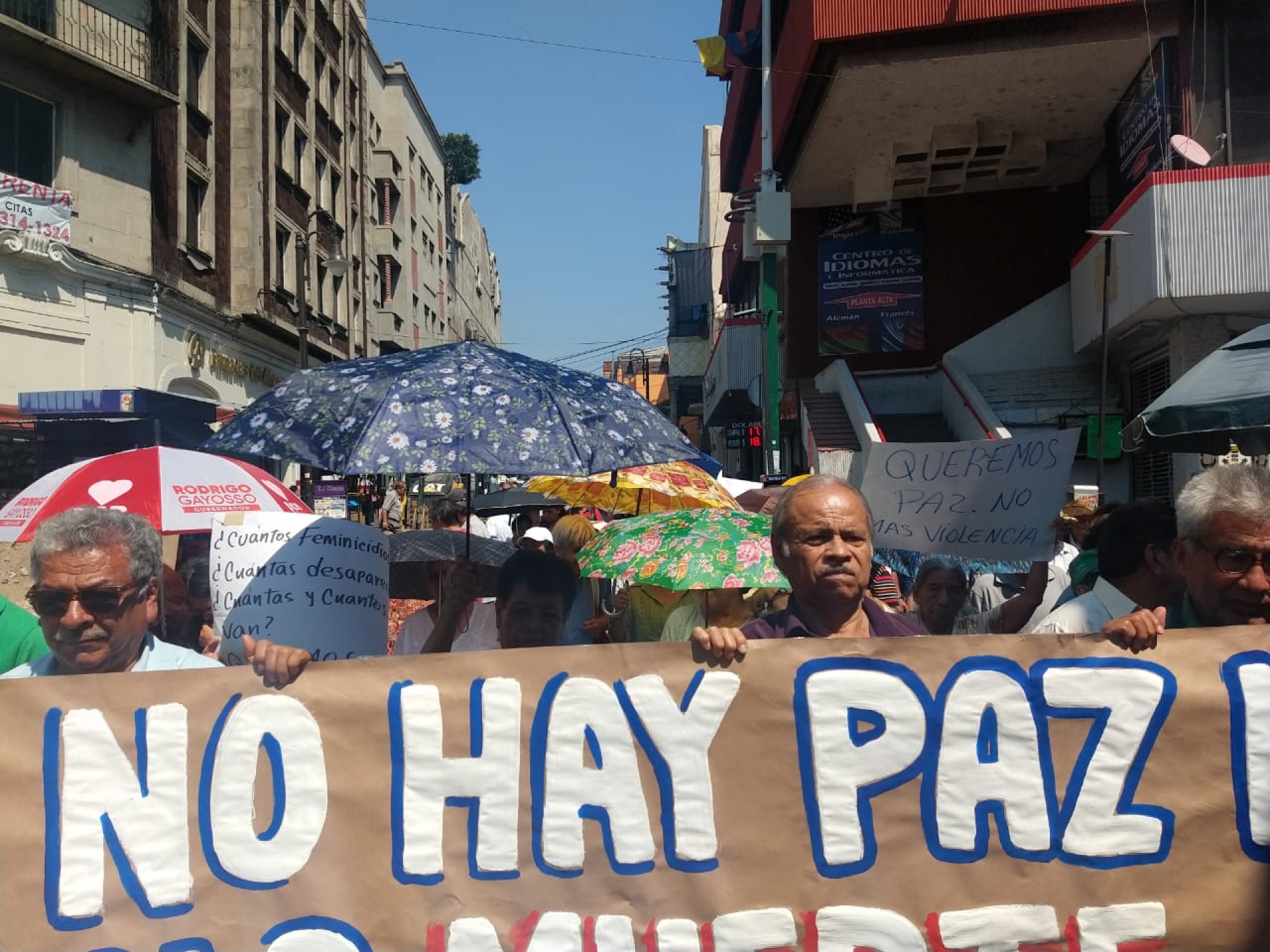 Se manifiesta Asociacion Cívica Morelense contra la violencia